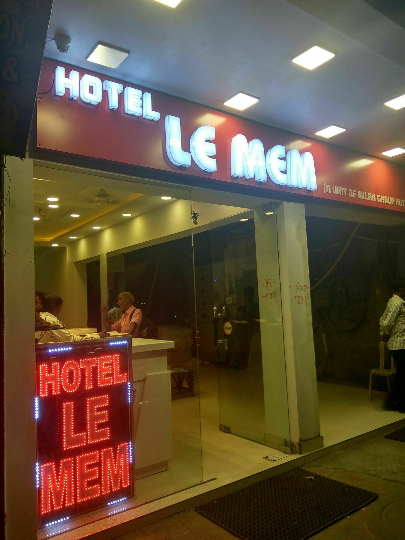 Hotel Le Mem Delhi (National Capital Territory of India) Exterior foto